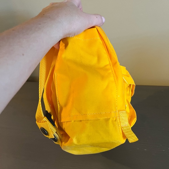 Fjallraven Kanken Mini Backpack - Picture 6 of 7